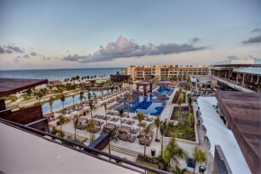 Отель Royalton Riviera Cancun, An Autograph Collection All-Inclusive Resort & Casino  Пуэрто-Морелос